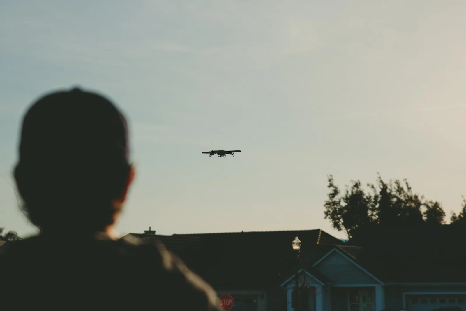 victordrosne-drone-photo-libre-de-droit-unsplash-credits-goes-to-caleb-woods-500x500.jpg