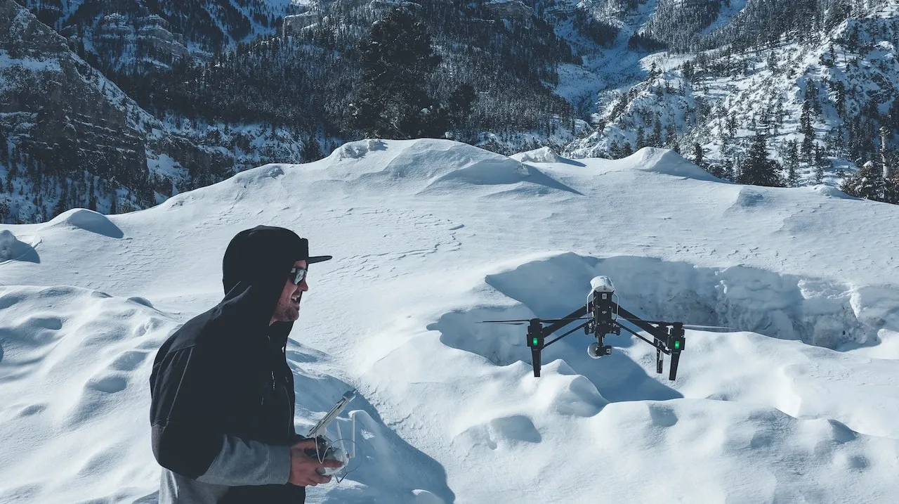 victordrosne-drone-photo-libre-de-droit-unsplash-credits-goes-to-neonbrand-500x500.jpg
