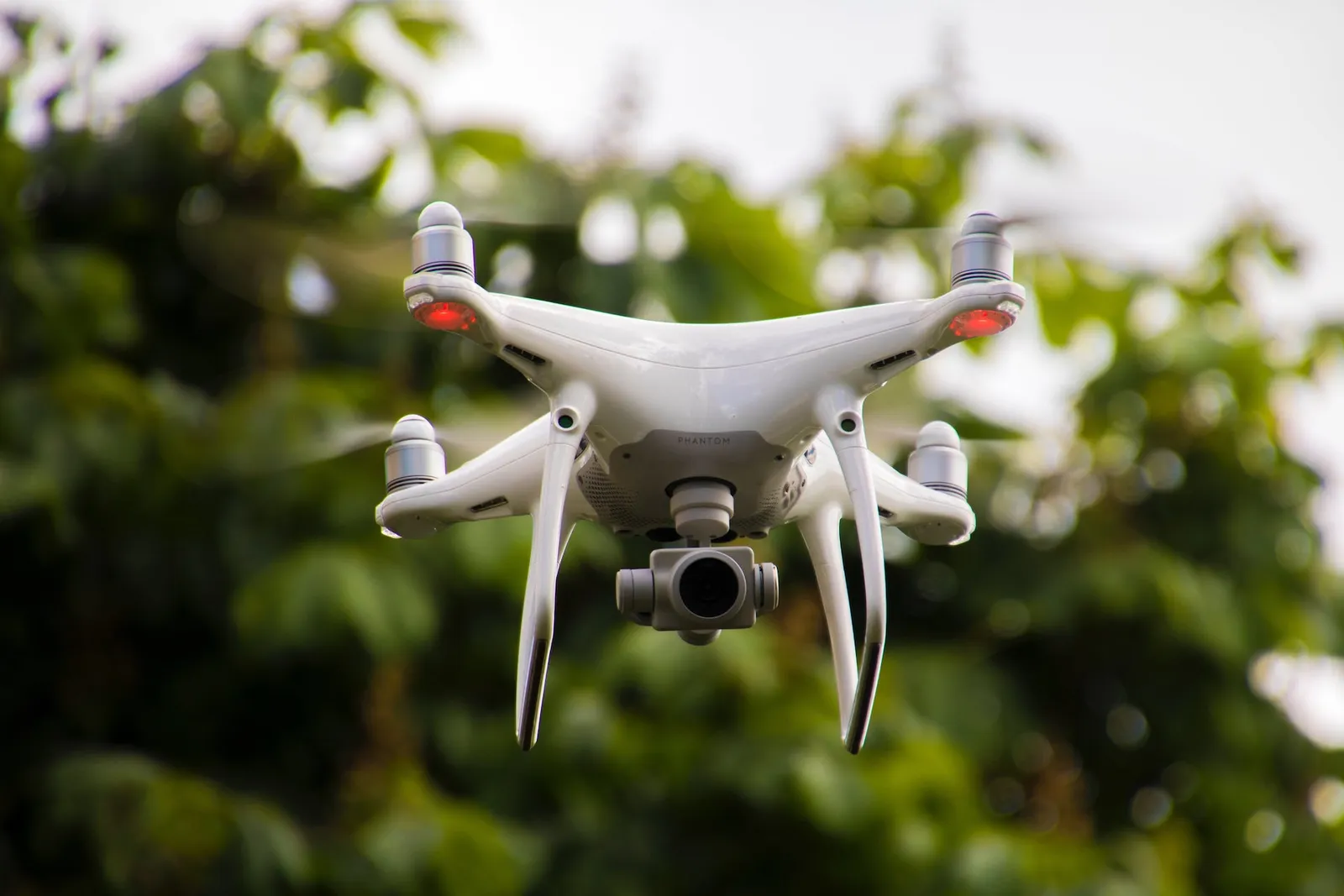 victordrosne-drone-photo-libre-de-droit-unsplash-credits-goes-to-knoell-marketing-500x500.jpg