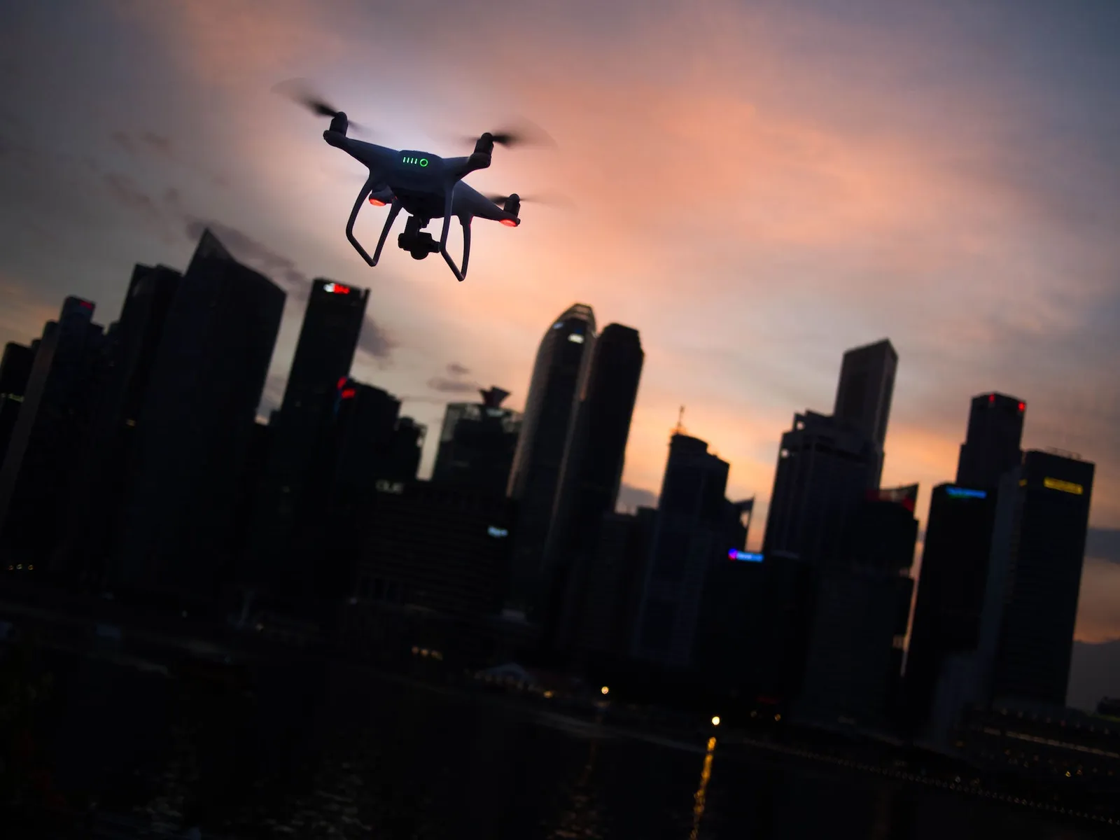 victordrosne-drone-photo-libre-de-droit-unsplash-credits-goes-to-goh-rhy-yan-500x500.jpg