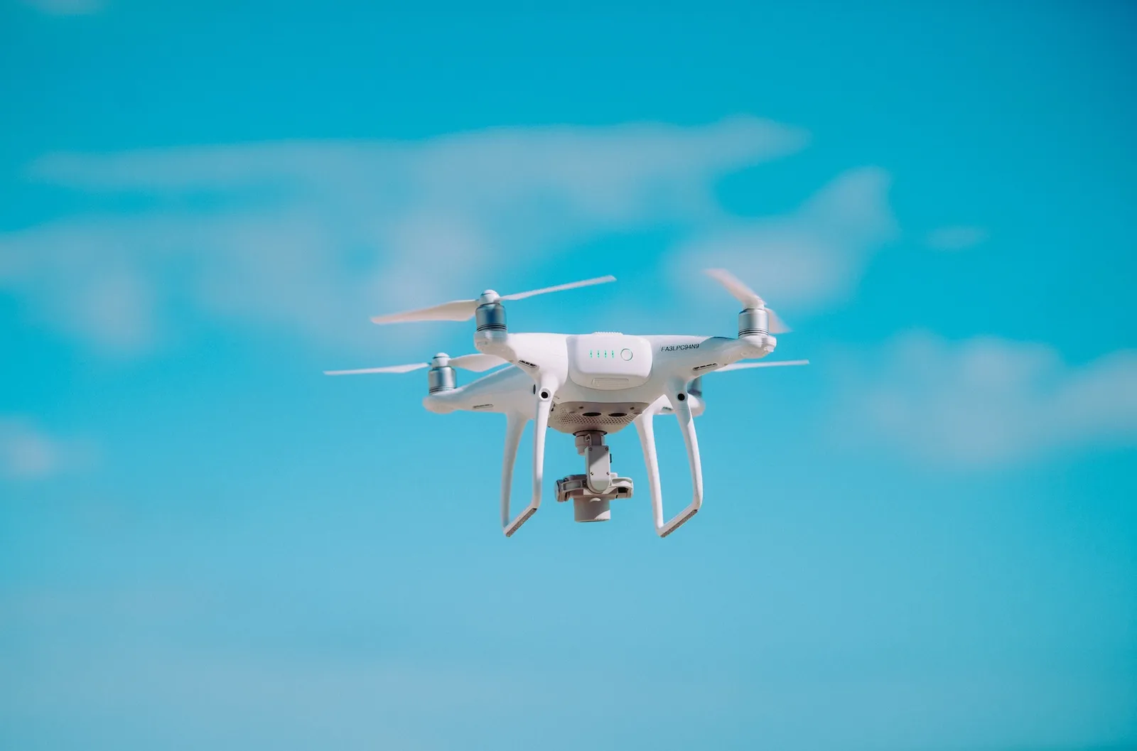 victordrosne-drone-photo-libre-de-droit-unsplash-credits-goes-to-annie-spratt-2-500x500.jpg