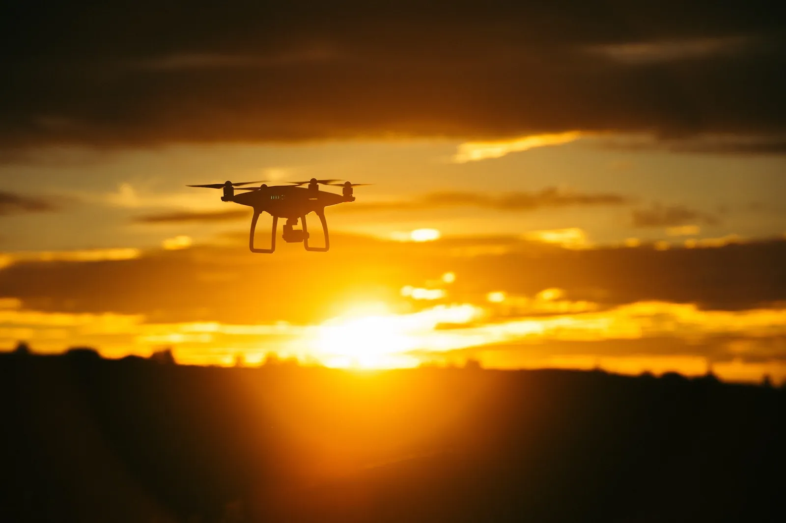 victordrosne-drone-photo-libre-de-droit-unsplash-credits-goes-to-sorasak-500x500.jpg