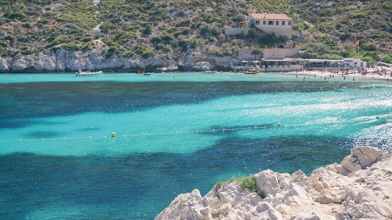 calanque-de-sormiou-marseille-1-1024x576.jpg