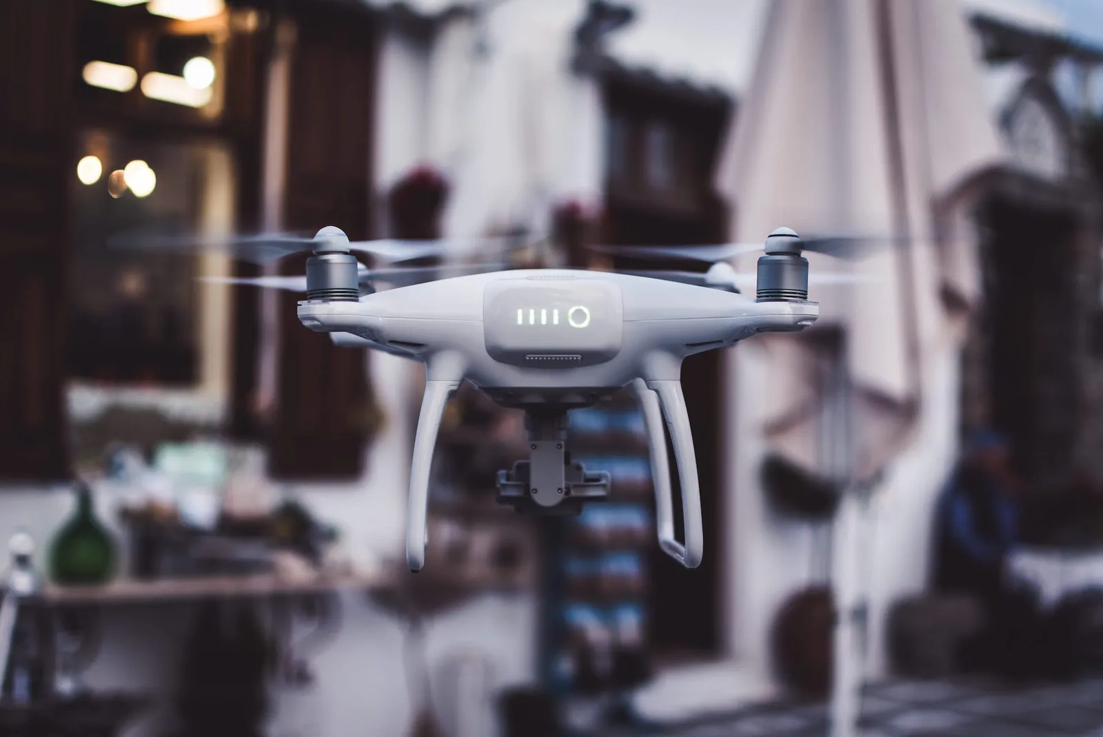 victordrosne-drone-photo-libre-de-droit-unsplash-credits-goes-to-jason-blackeye-2-1-500x500.jpg