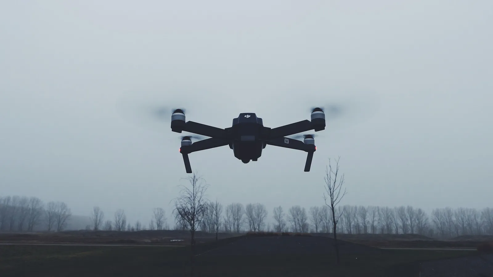 victordrosne-drone-photo-libre-de-droit-unsplash-credits-goes-to-dion-tavenier-2-500x500.jpg